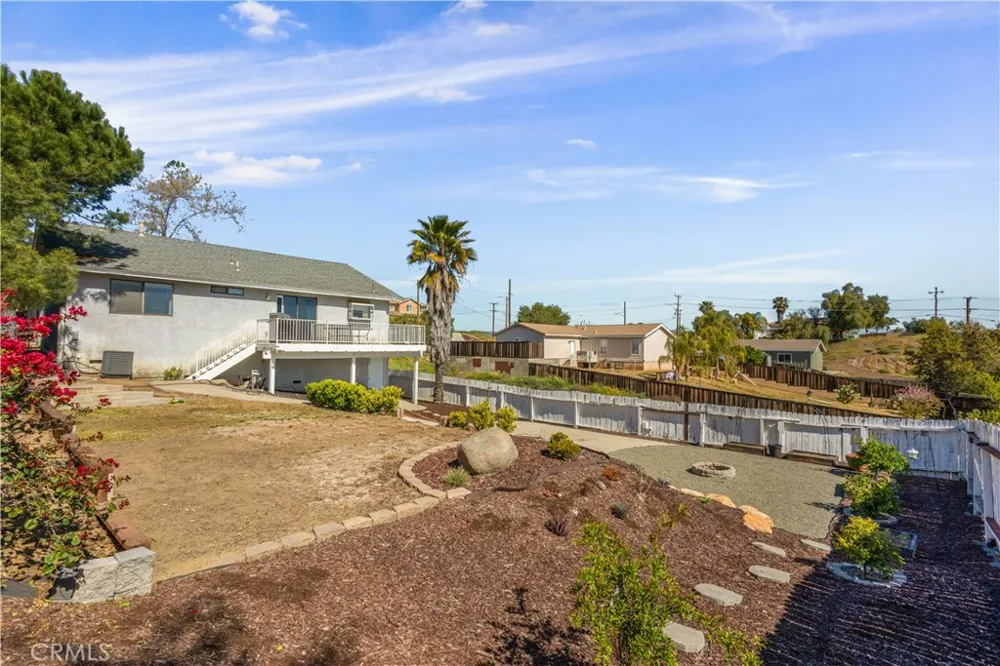 312 Lewis Lake Elsinore, CA 92530