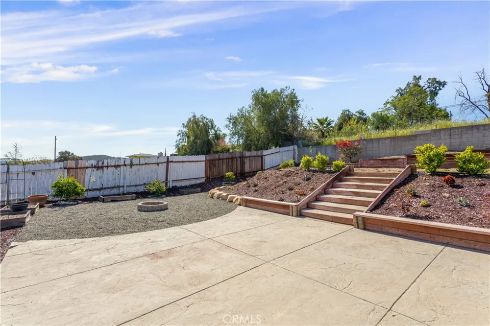 312 Lewis Lake Elsinore, CA 92530