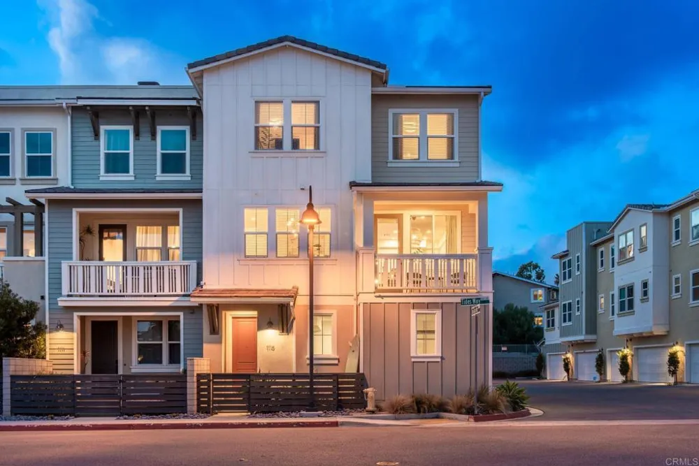 1115 Sea Glass Way Oceanside, CA 92054