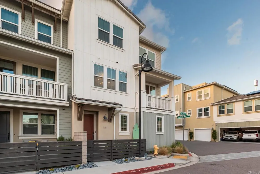 1115 Sea Glass Way Oceanside, CA 92054