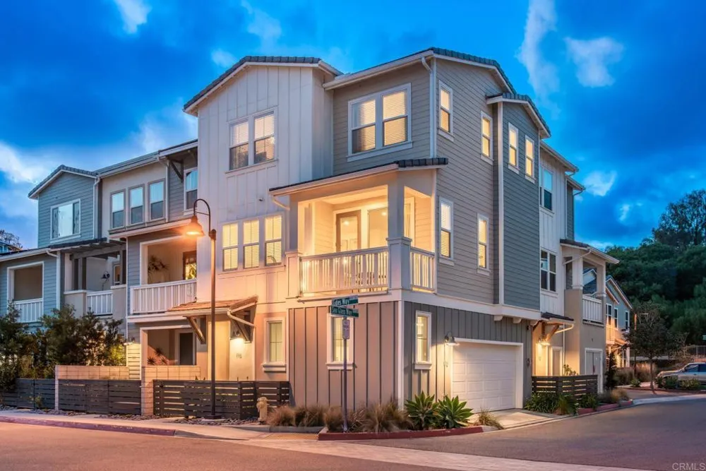 1115 Sea Glass Way Oceanside, CA 92054