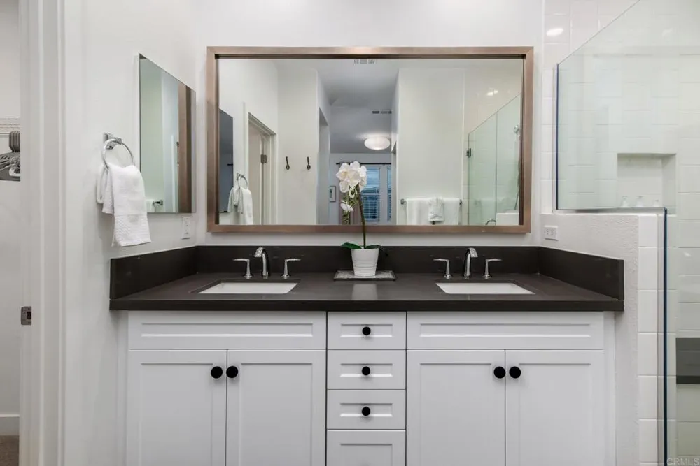 1115 Sea Glass Way Oceanside, CA 92054