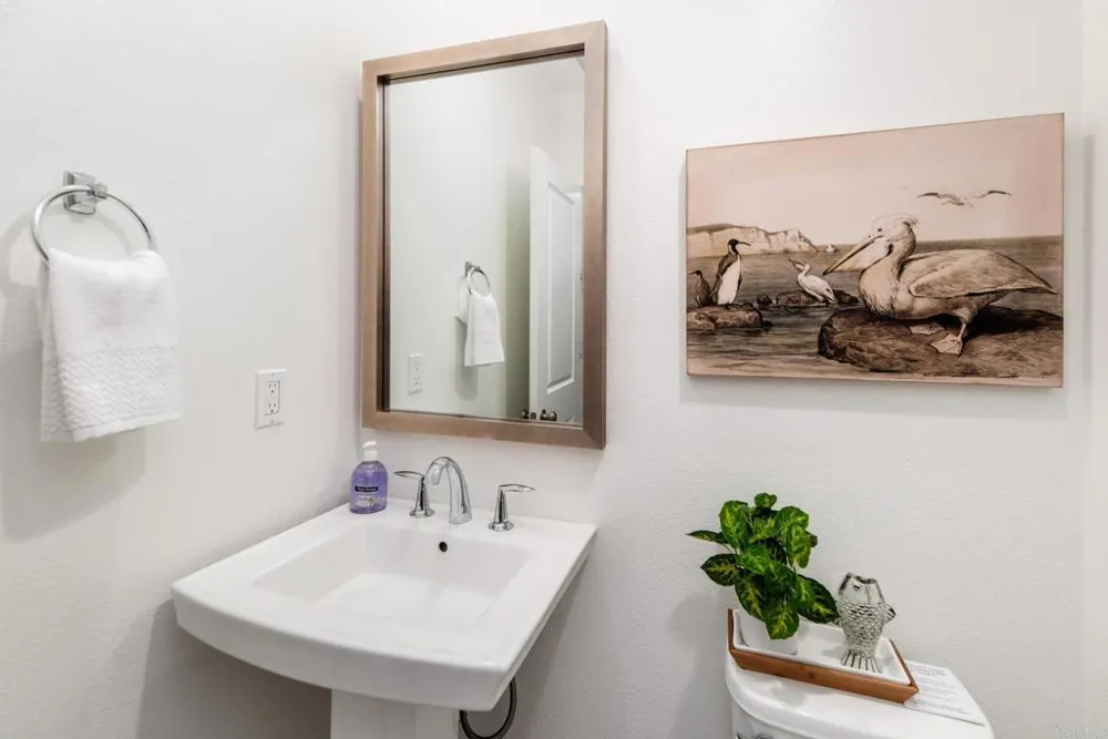 1115 Sea Glass Way Oceanside, CA 92054