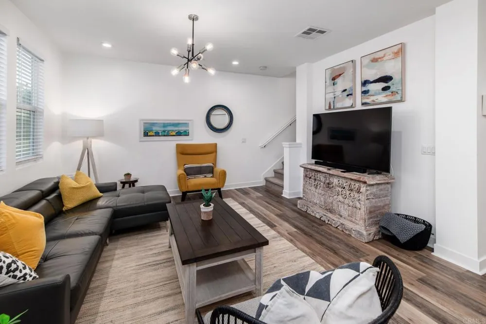 1115 Sea Glass Way Oceanside, CA 92054