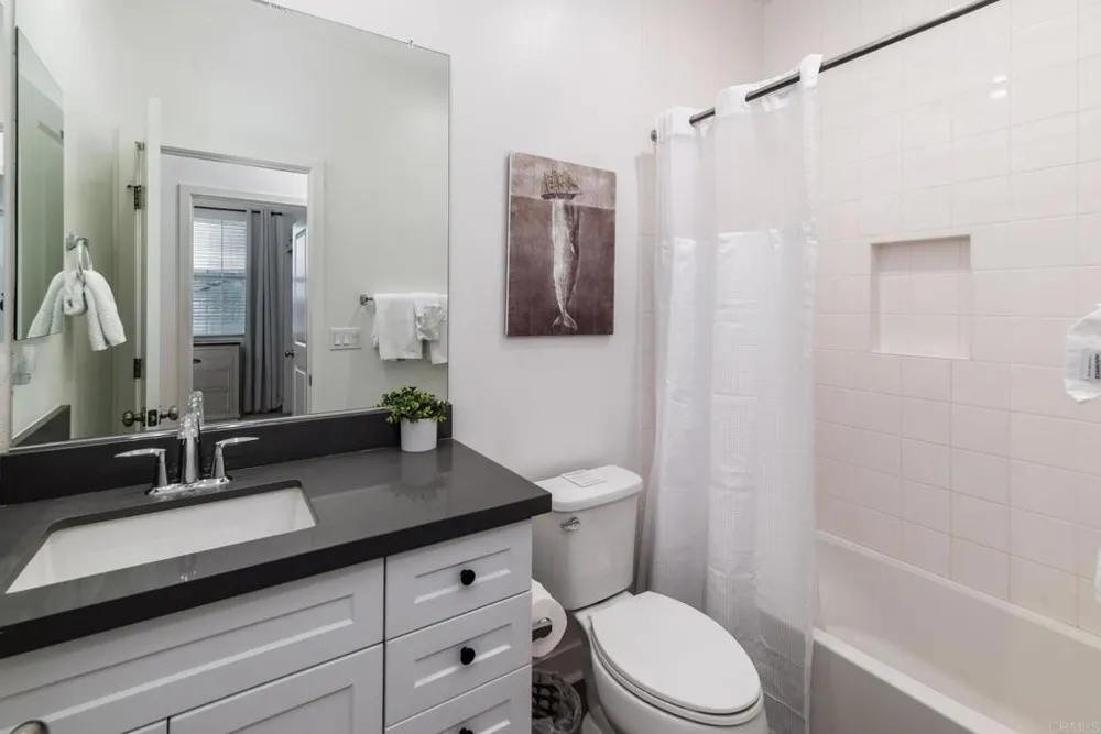 1115 Sea Glass Way Oceanside, CA 92054