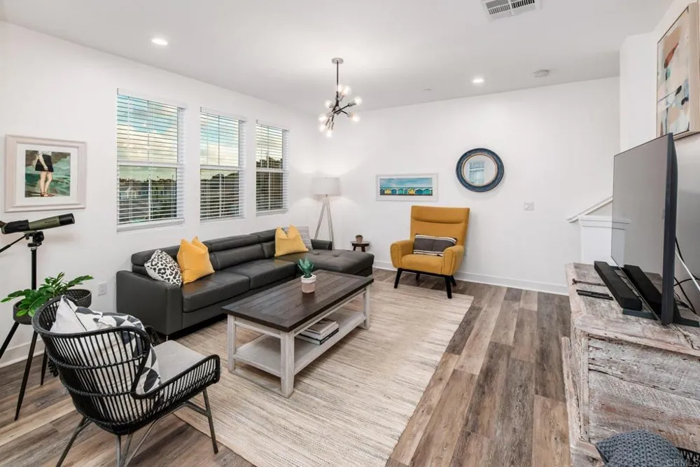 1115 Sea Glass Way Oceanside, CA 92054
