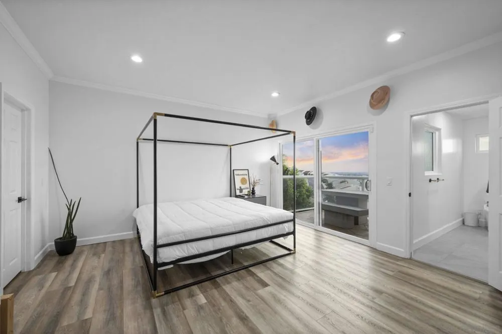 6206 Caminito Plata San Diego, CA 92120