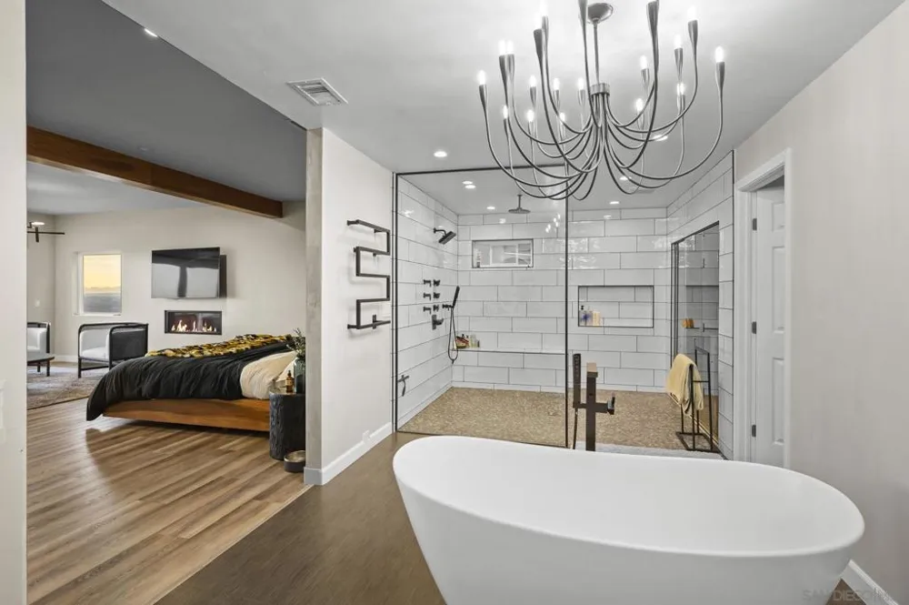 6206 Caminito Plata San Diego, CA 92120