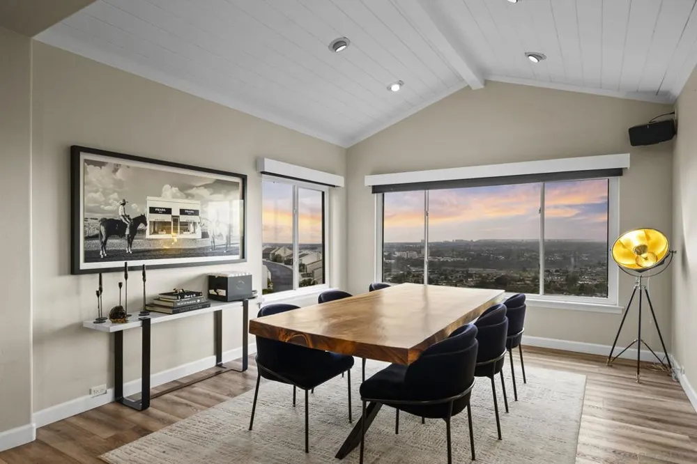 6206 Caminito Plata San Diego, CA 92120