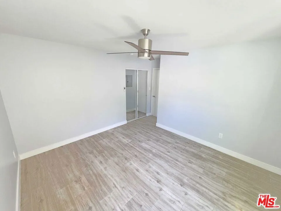 5341 Vantage Avenue #3 Valley Village, CA 91607