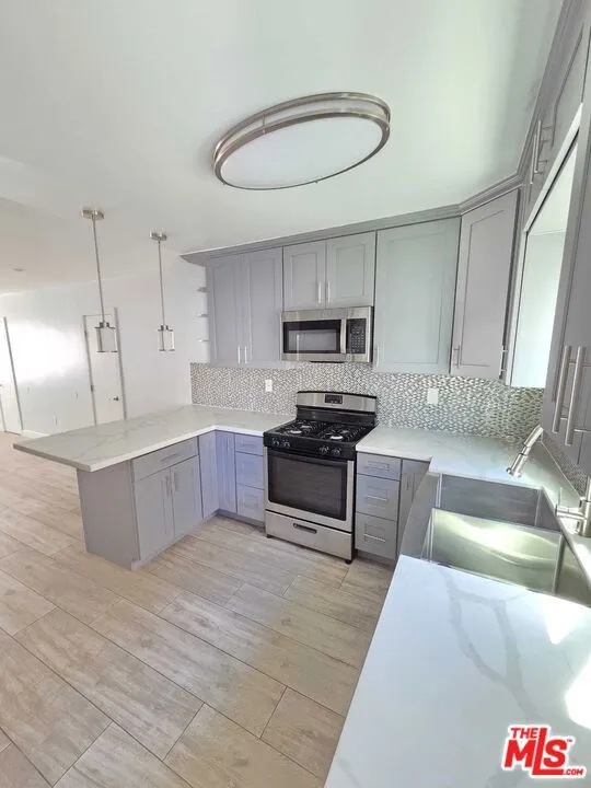 5341 Vantage Avenue #3 Valley Village, CA 91607