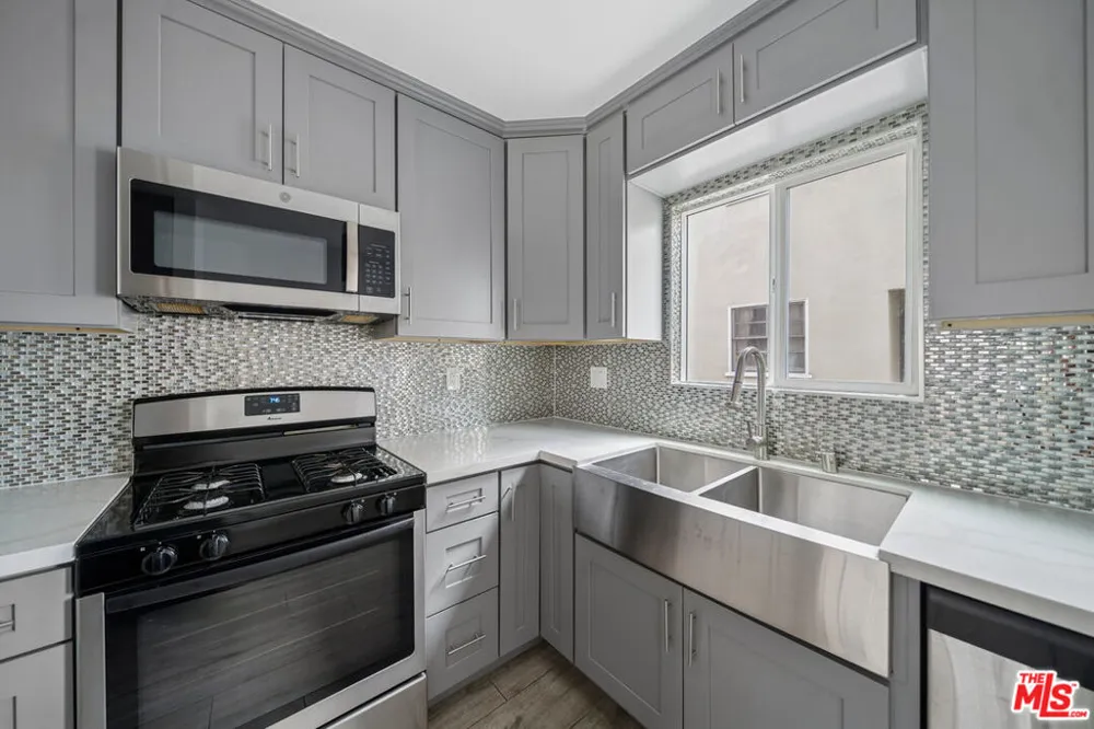 5341 Vantage Avenue #3 Valley Village, CA 91607