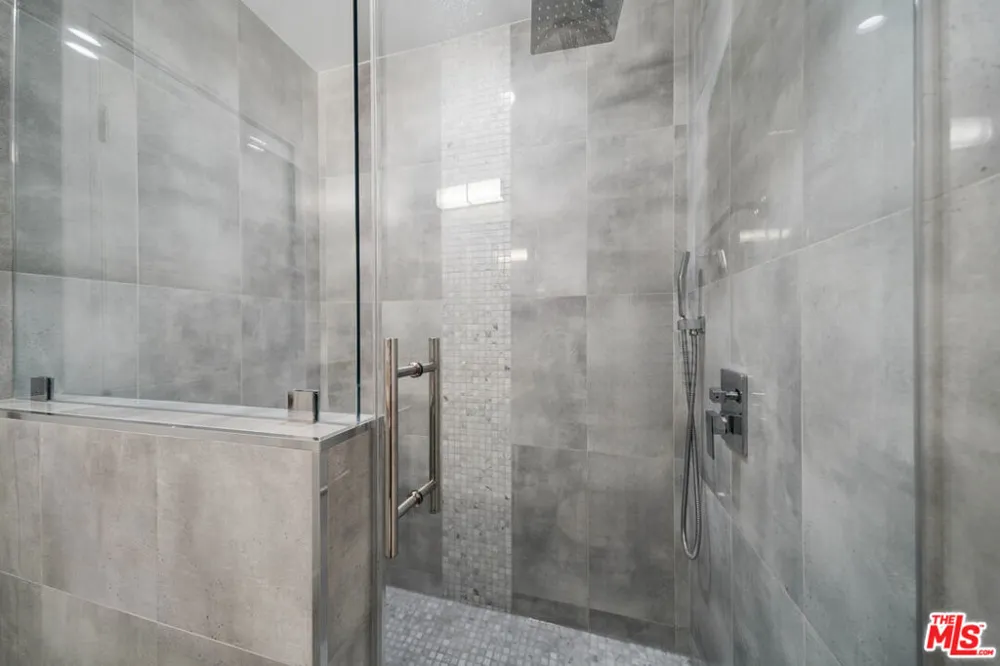 5341 Vantage Avenue #3 Valley Village, CA 91607