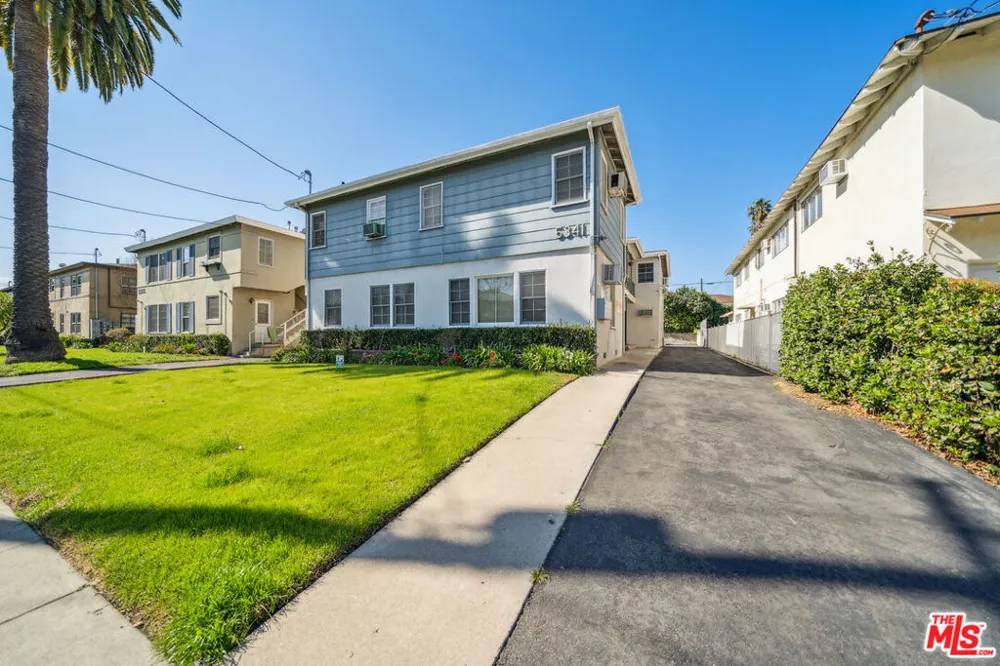 5341 Vantage Avenue #3 Valley Village, CA 91607