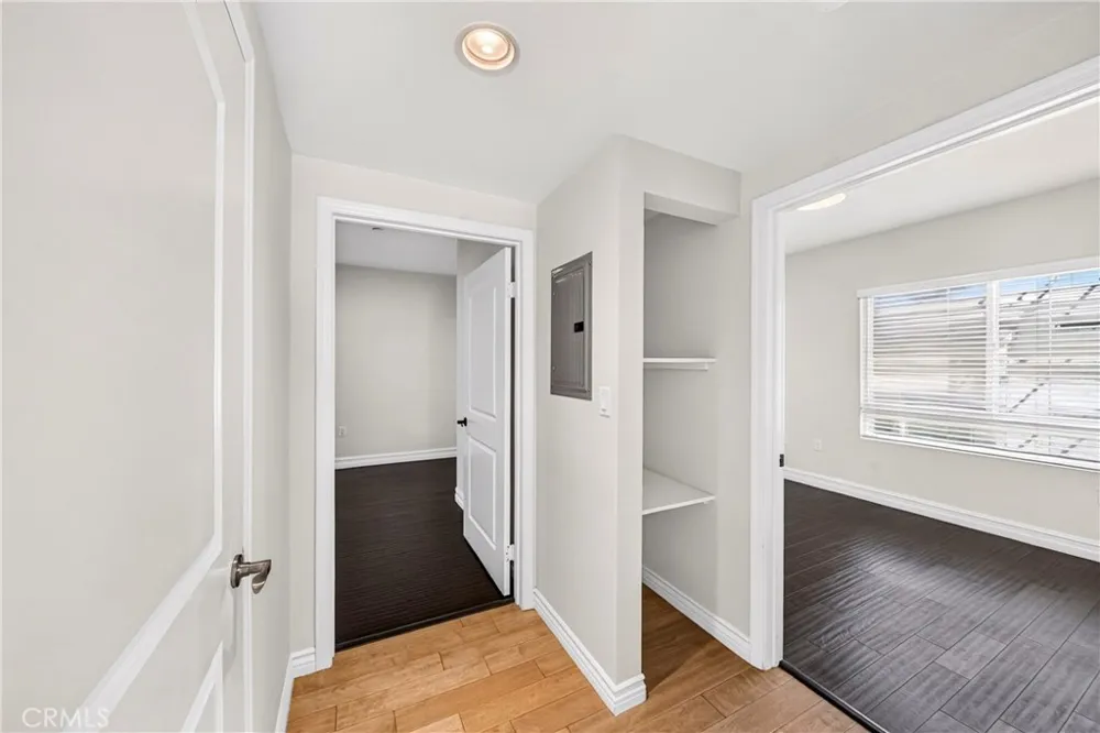 980 S Oxford #303 Los Angeles, CA 90006