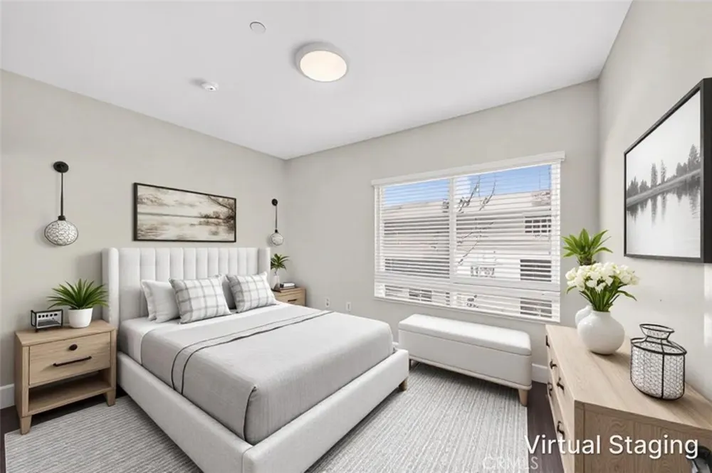 980 S Oxford #303 Los Angeles, CA 90006