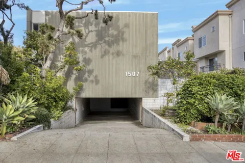 1507 Berkeley Street
