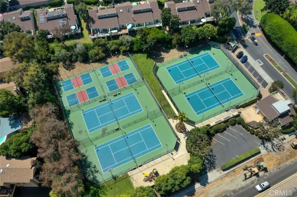 1816 Wilton Encinitas, CA 92024