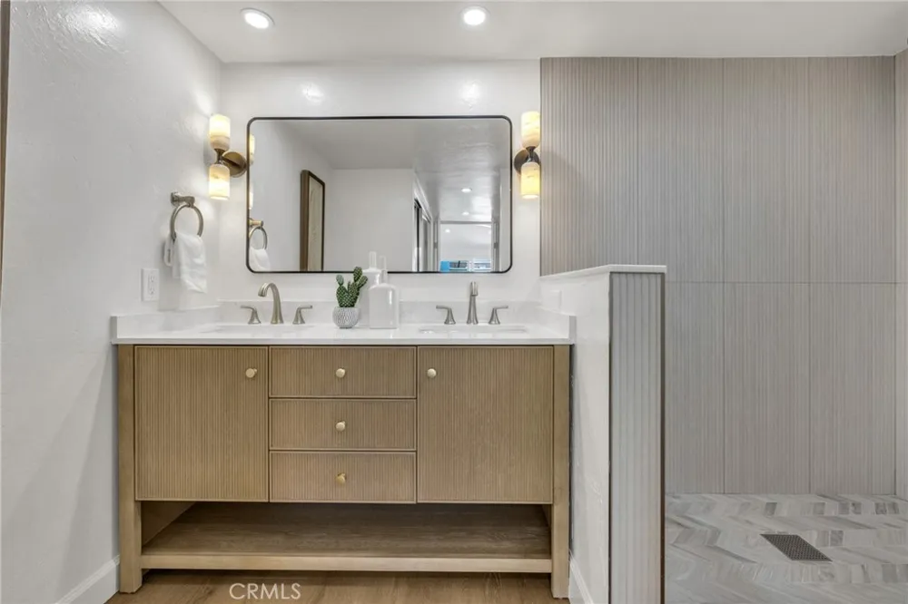 1816 Wilton Encinitas, CA 92024