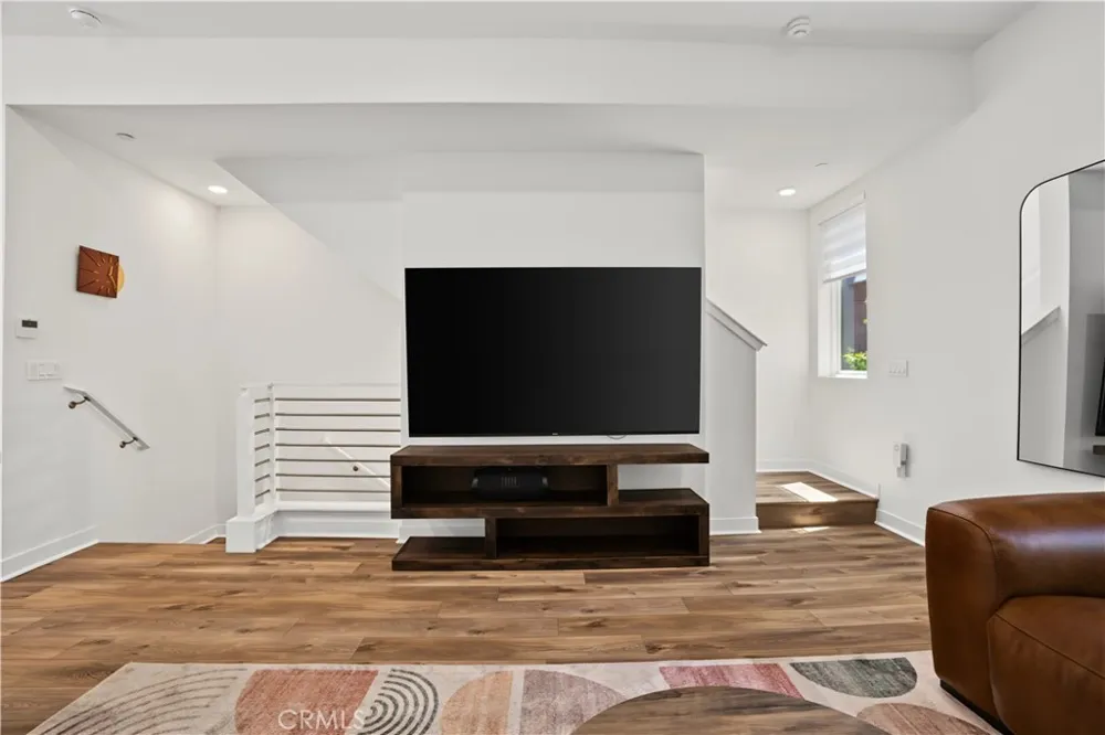 283 Dockside Lane San Pedro, CA 90731