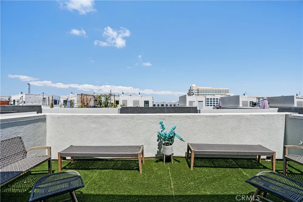 283 Dockside Lane San Pedro, CA 90731