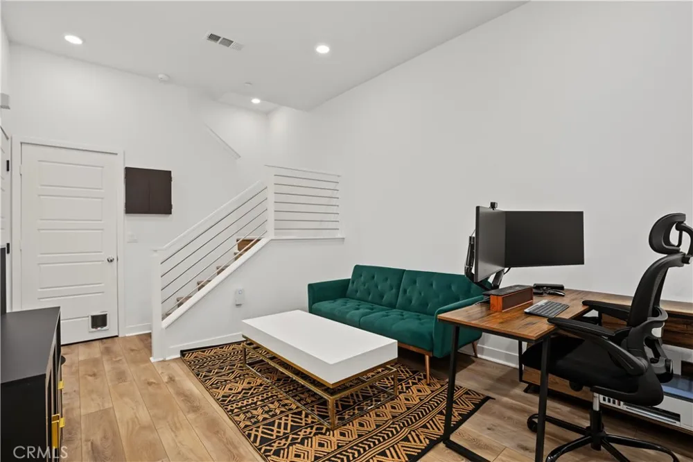 283 Dockside Lane San Pedro, CA 90731