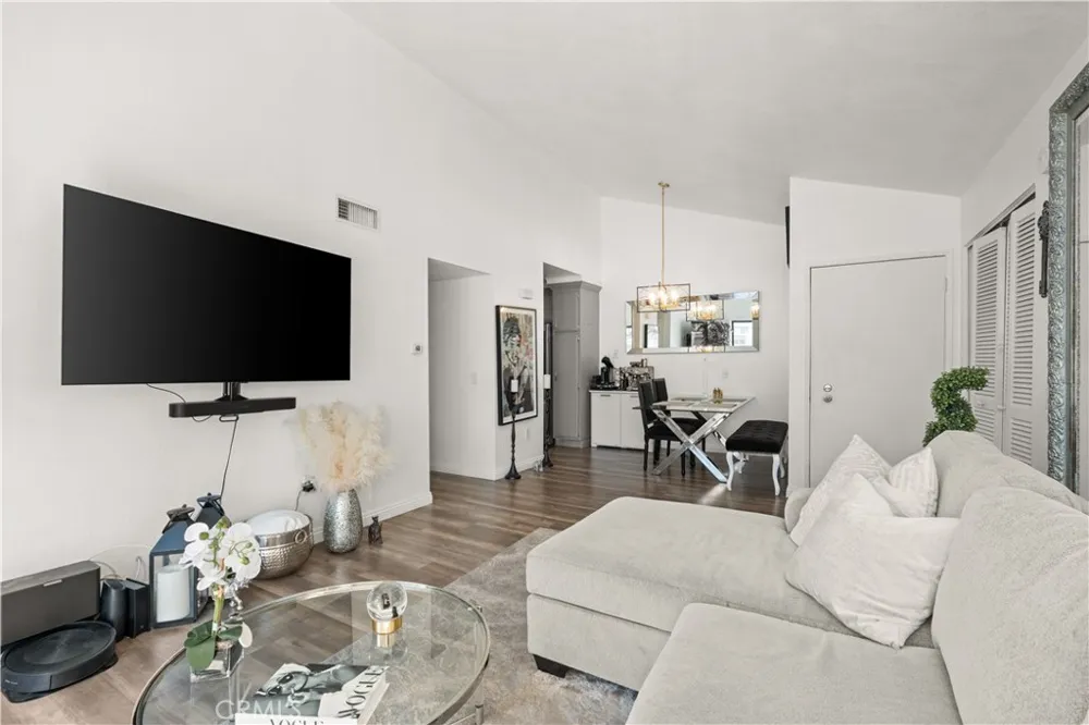 22824 Hilton Head Drive #90 Diamond Bar, CA 91765