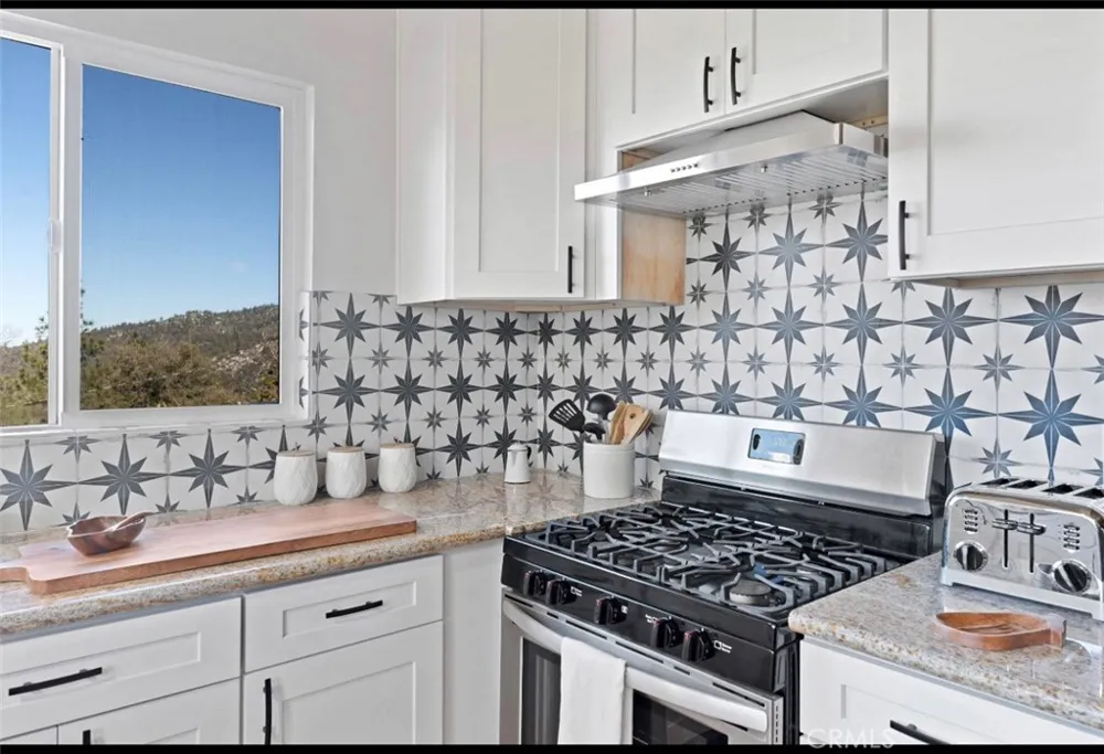 54330 Tahquitz View Idyllwild, CA 92549