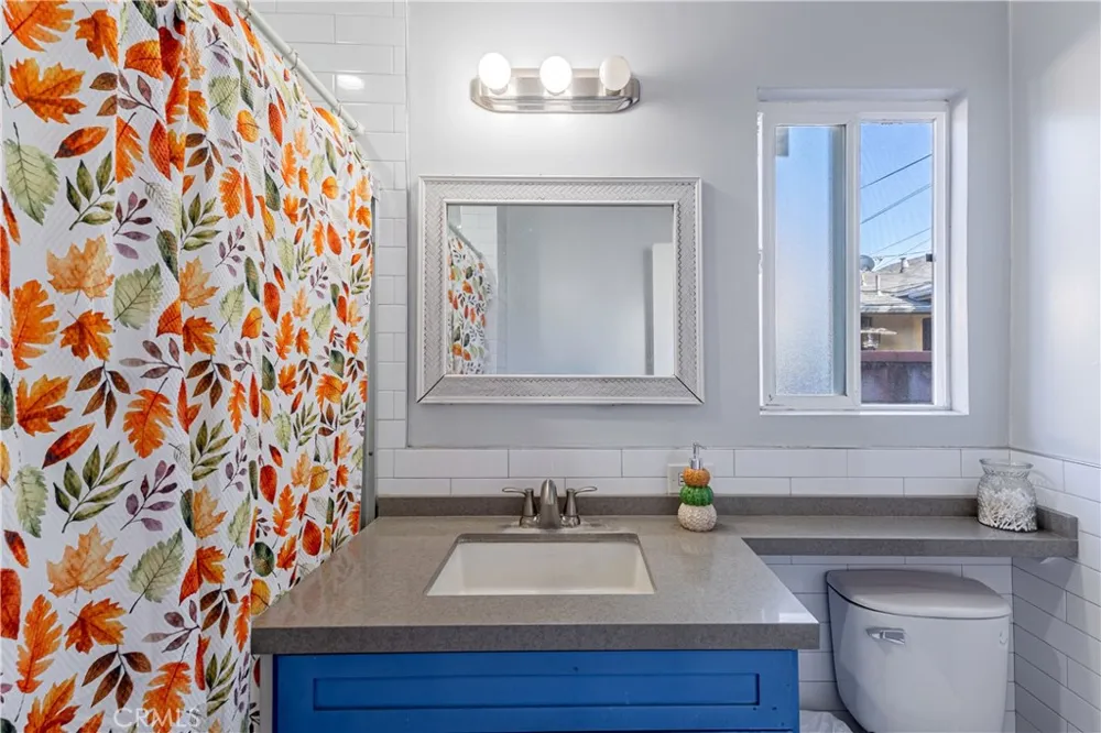 4815 E 6th St East Los Angeles, CA 90022