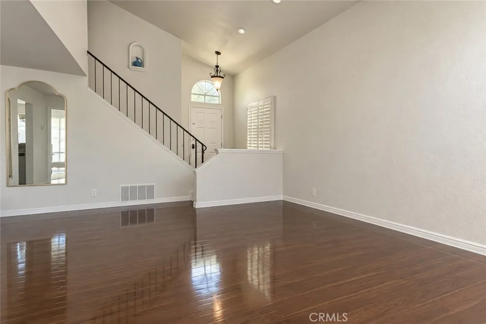 1217 Oak Creek Road San Dimas, CA 91773