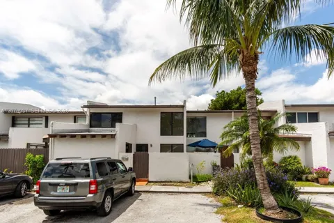 11312 SW 67th Ter