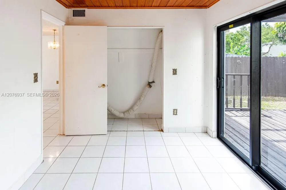 11312 SW 67th Ter Miami, FL 33173