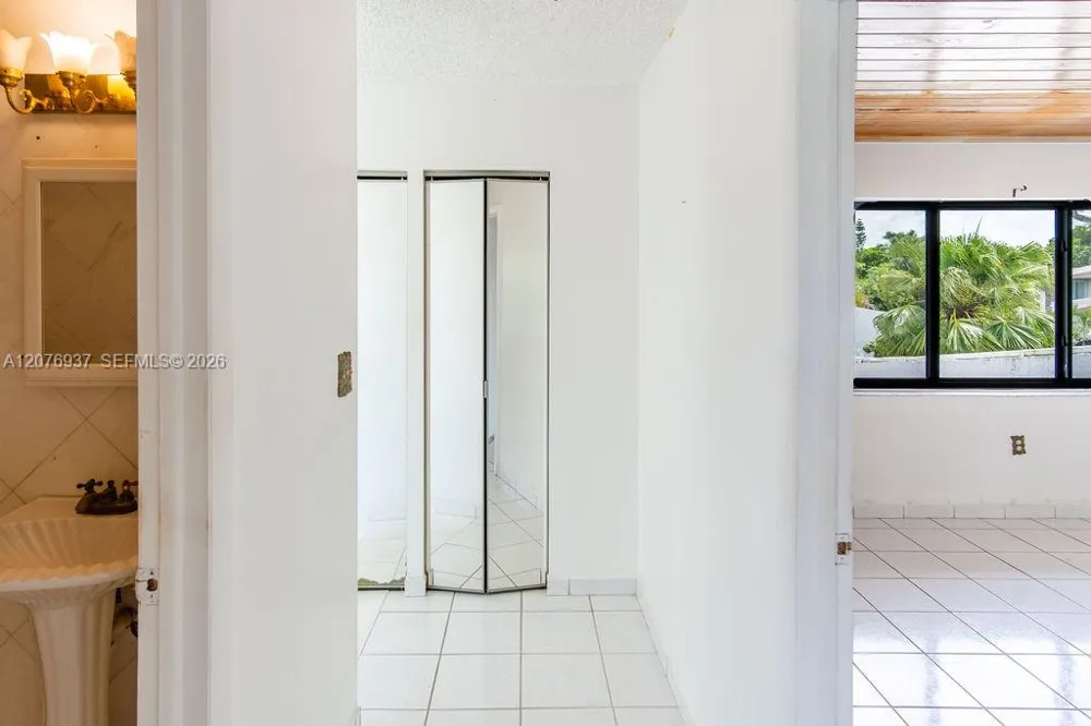 11312 SW 67th Ter Miami, FL 33173