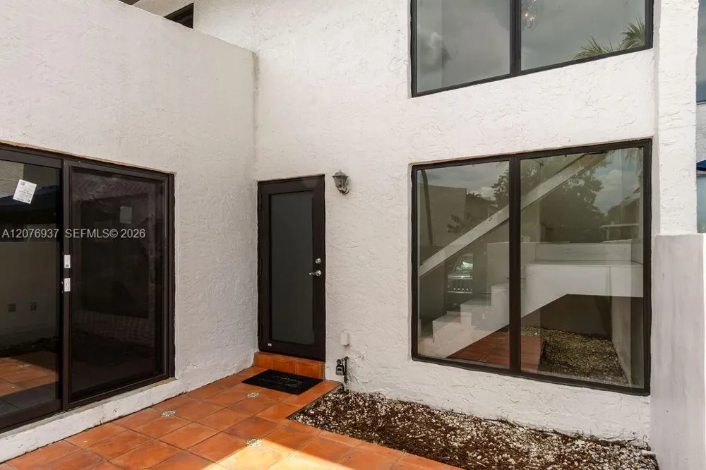 11312 SW 67th Ter Miami, FL 33173
