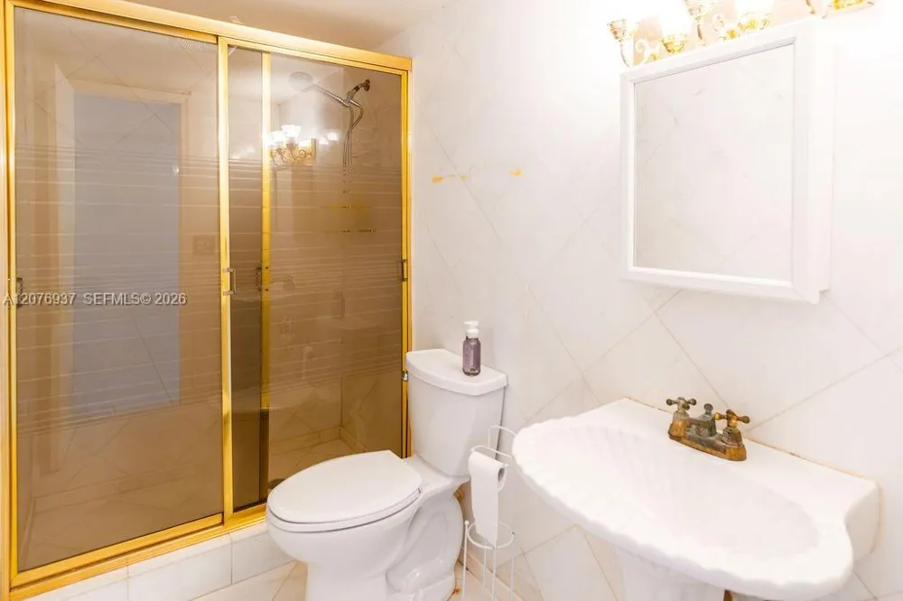 11312 SW 67th Ter Miami, FL 33173