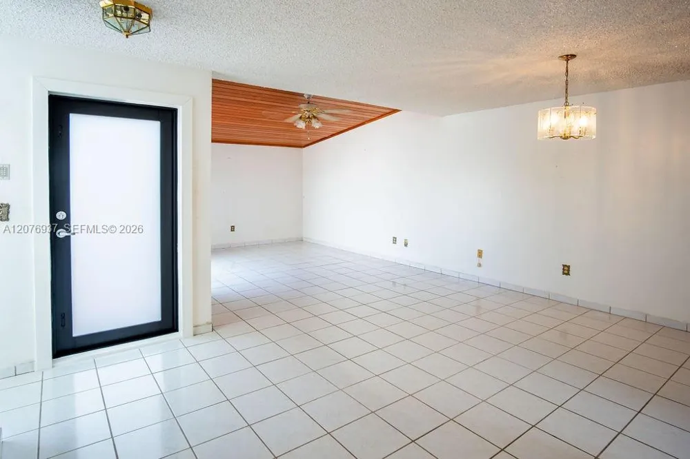 11312 SW 67th Ter Miami, FL 33173