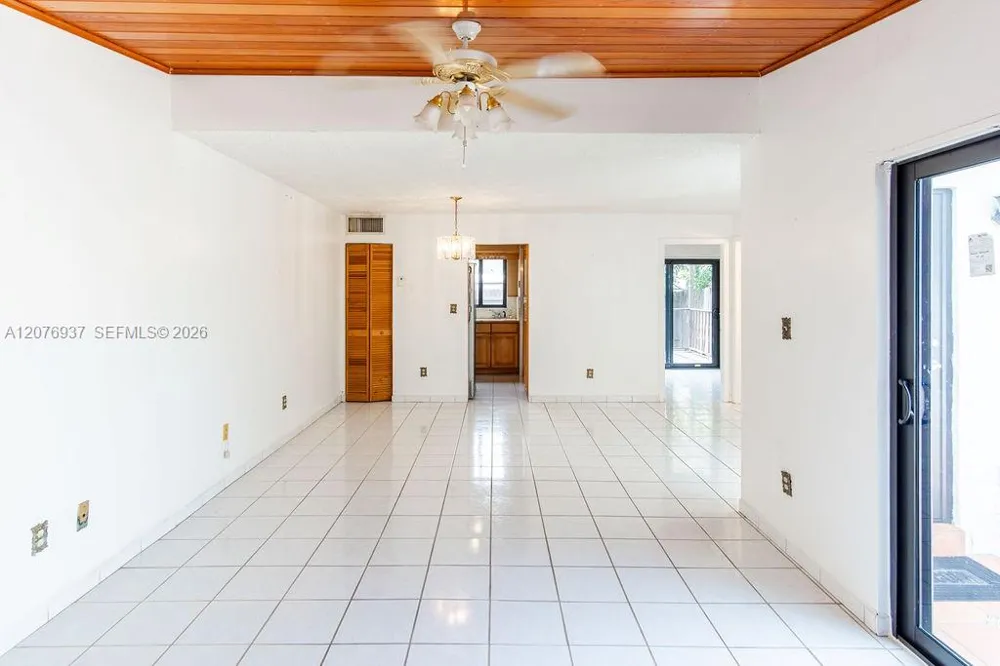 11312 SW 67th Ter Miami, FL 33173