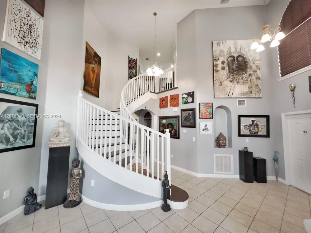 2105 NE 38th Rd Homestead, FL 33033