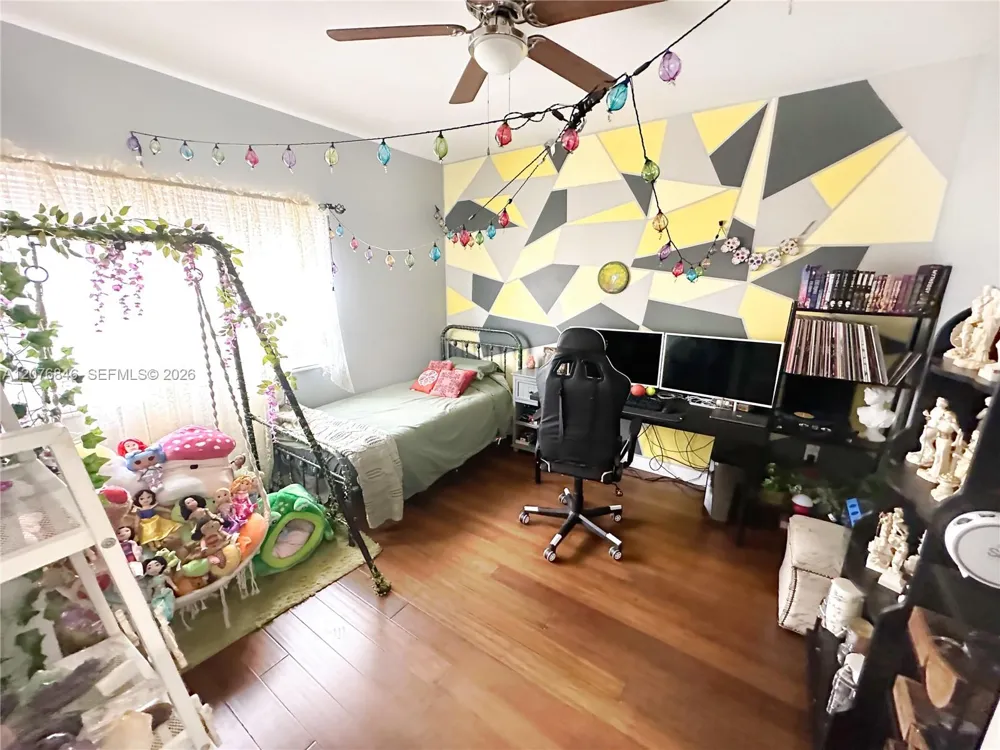 2105 NE 38th Rd Homestead, FL 33033