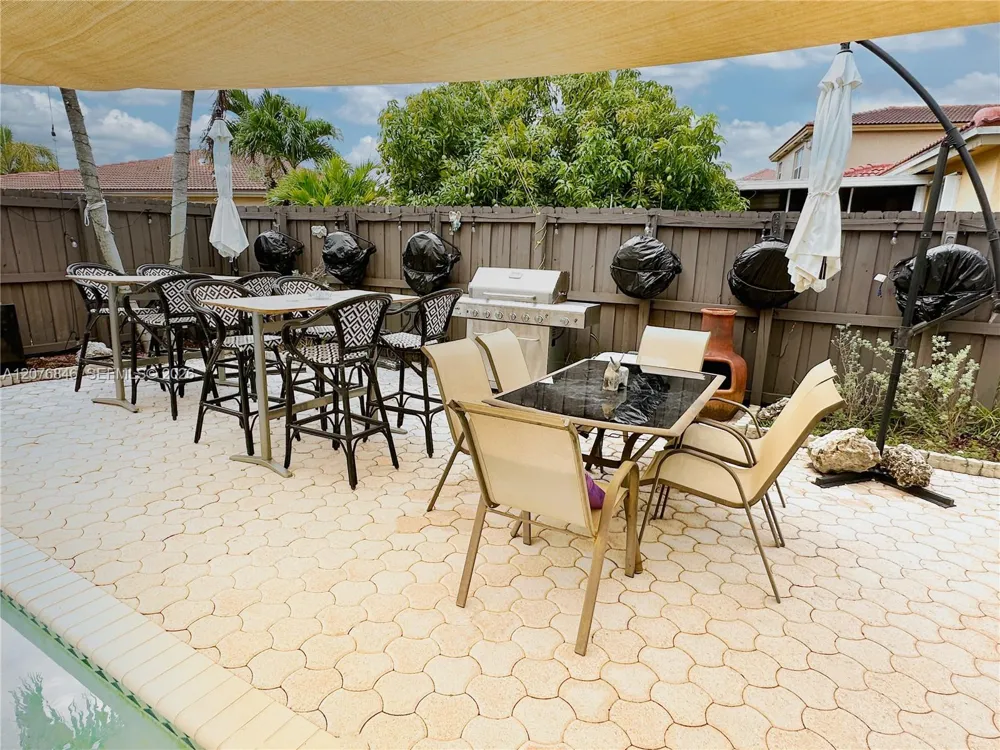 2105 NE 38th Rd Homestead, FL 33033