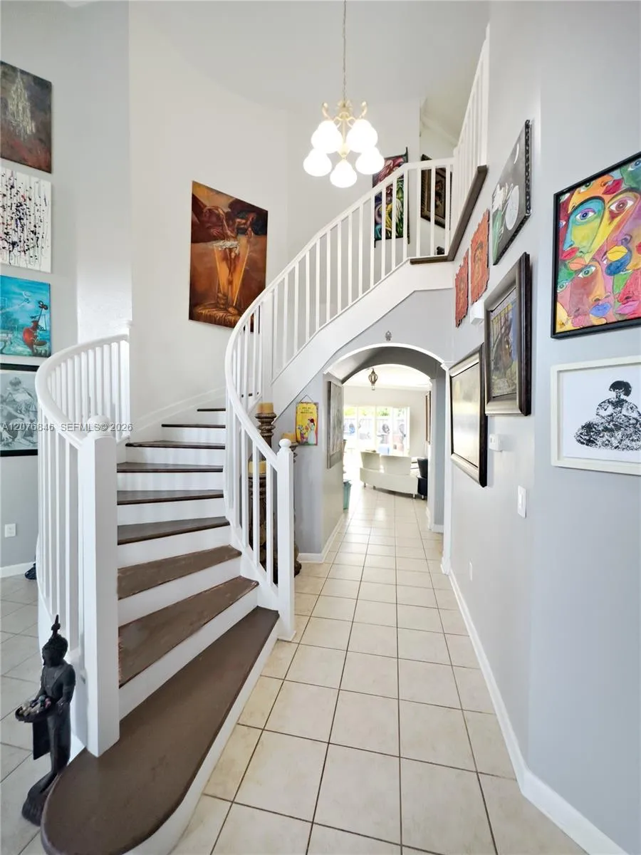 2105 NE 38th Rd Homestead, FL 33033