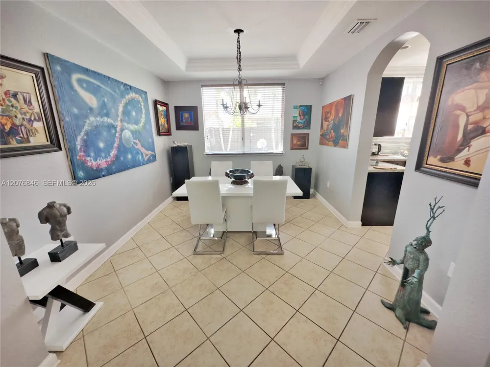 2105 NE 38th Rd Homestead, FL 33033