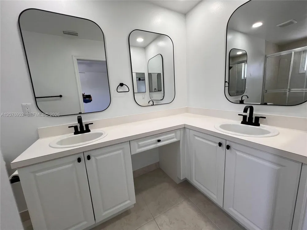 3102 Coral Ridge Dr #3102 Coral Springs, FL 33065