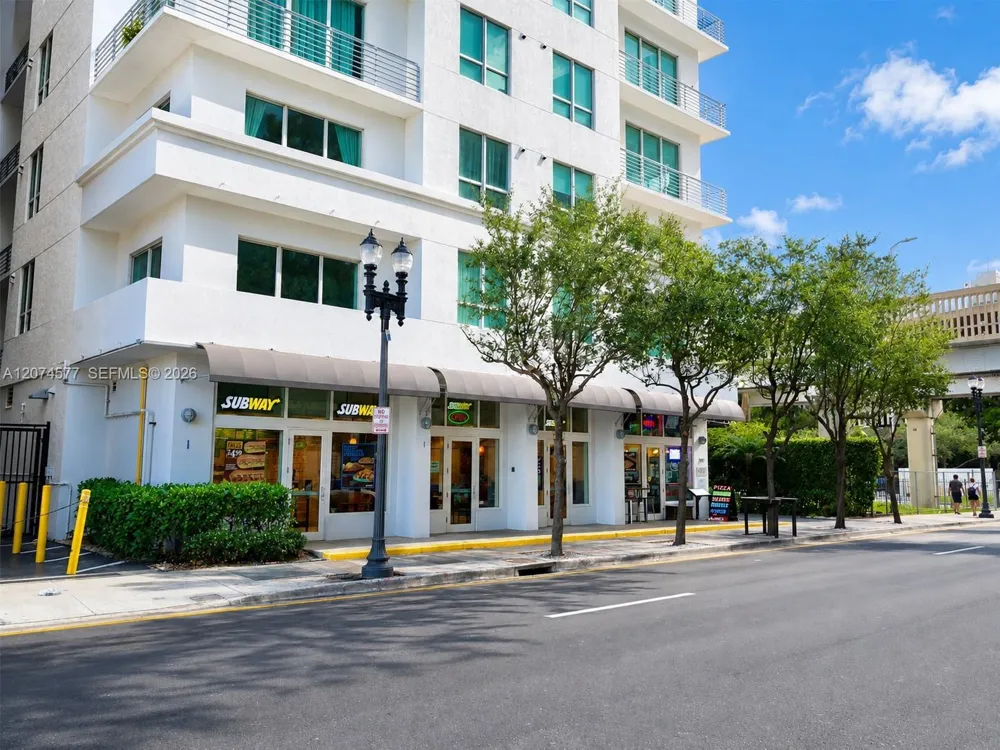 234 NE 3rd St #206 Miami, FL 33132