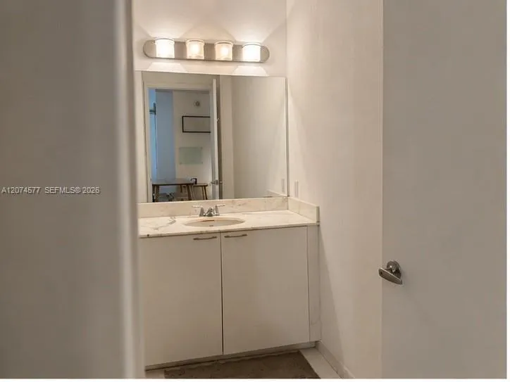 234 NE 3rd St #206 Miami, FL 33132