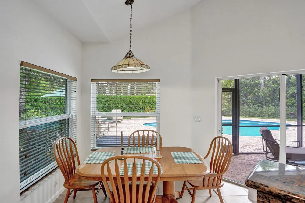 11329 NW 65TH Manor Parkland, FL 33076