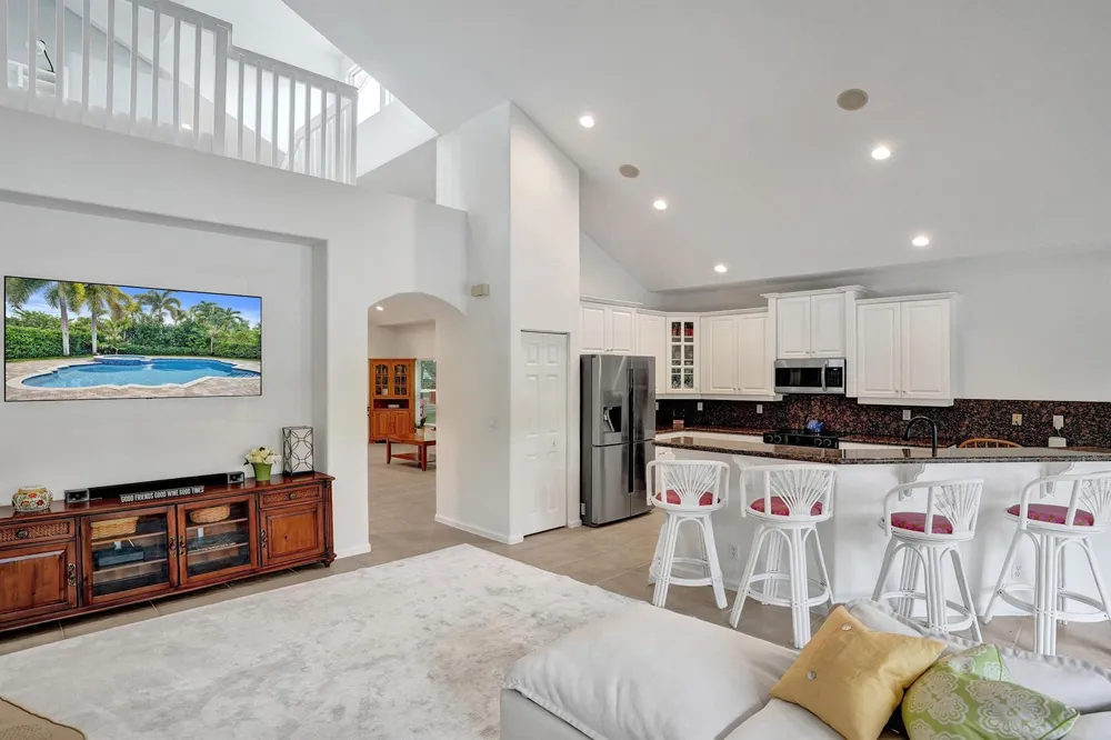 11329 NW 65TH Manor Parkland, FL 33076