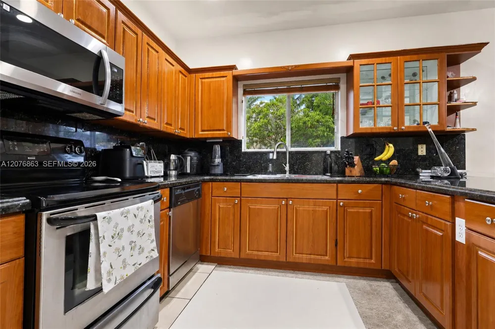 14465 SW 157th Path Miami, FL 33196