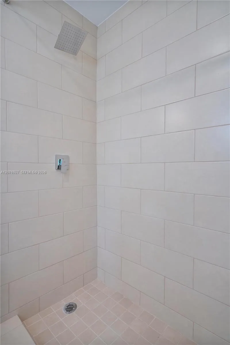 490 NE 141st #490 North Miami, FL 33161