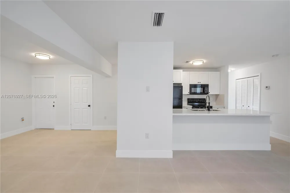 490 NE 141st #490 North Miami, FL 33161